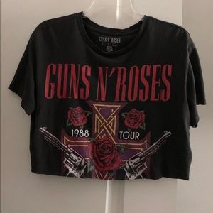 NWOT Guns and roses crop tee